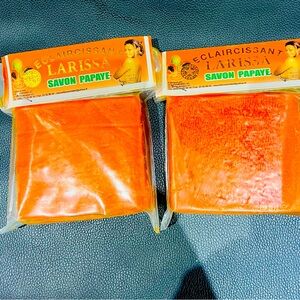New Eclairs Larissa papaya whitening soap set of 2